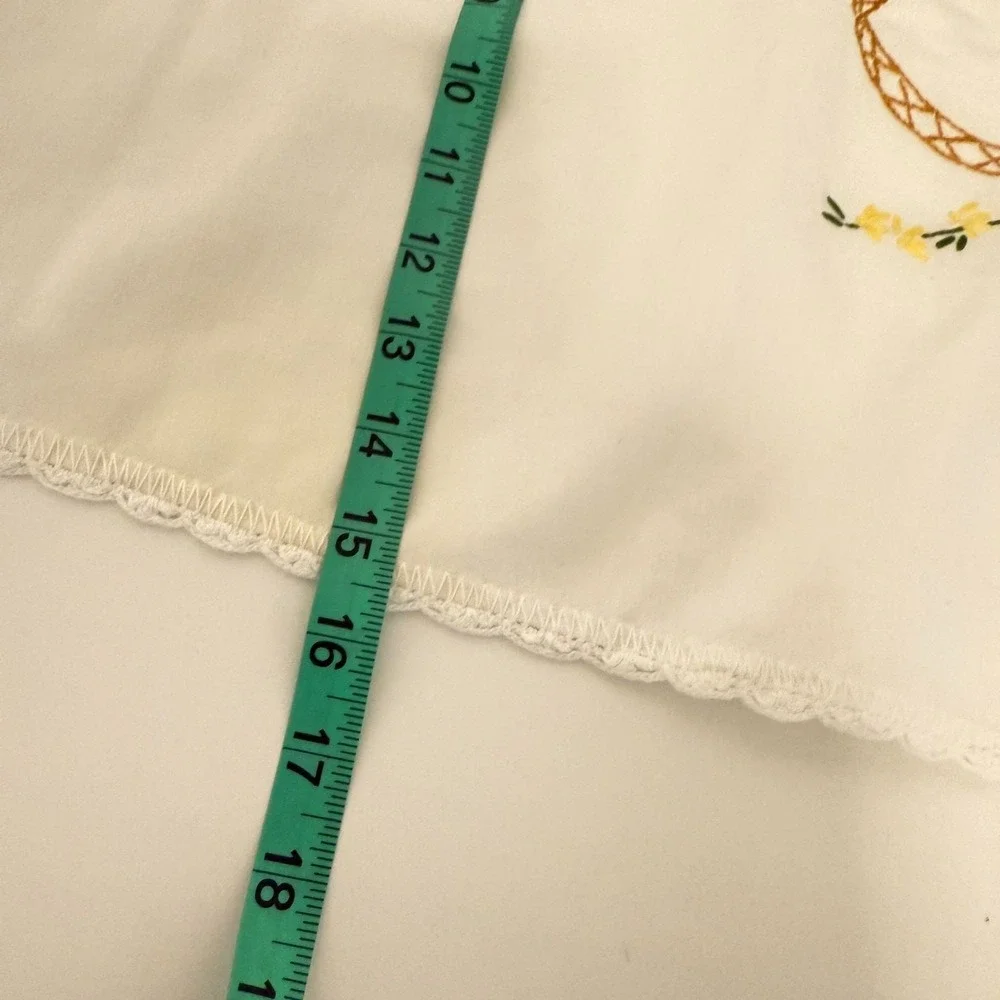 Embroidered‎ Linen Floral Basket Tea Towel Vintage Charm Kitchen Hand Towel